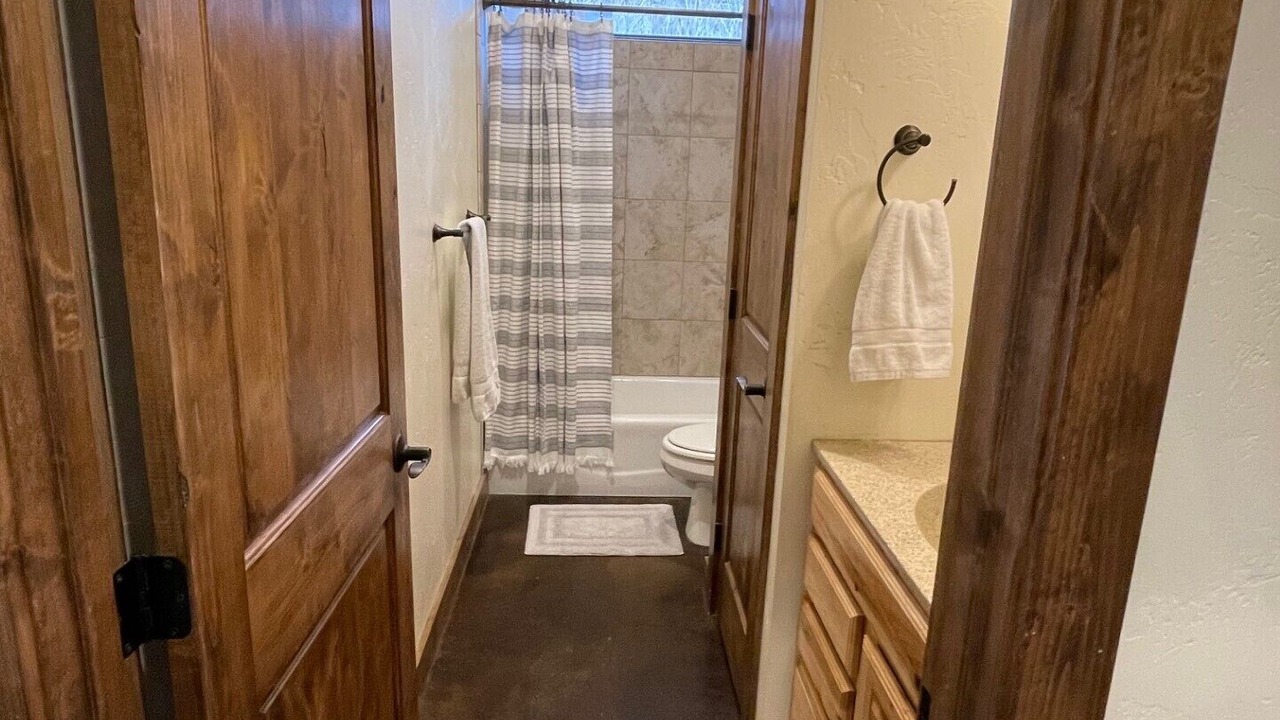 Photo of Bathroom in Wolf Creek