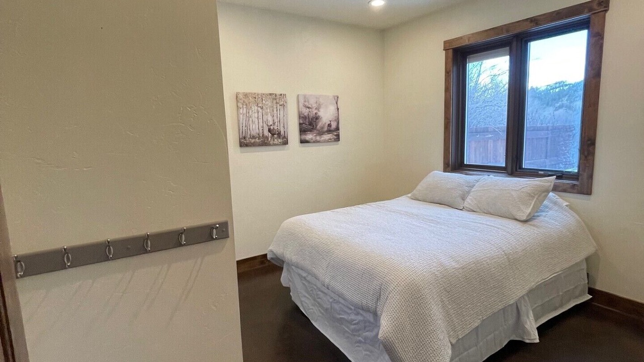 Photo of Bedroom in Wolf Creek