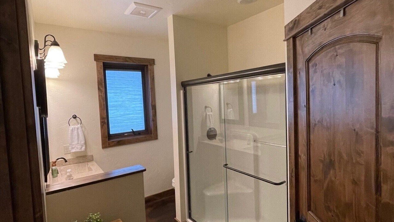 Photo of Bathroom in Wolf Creek