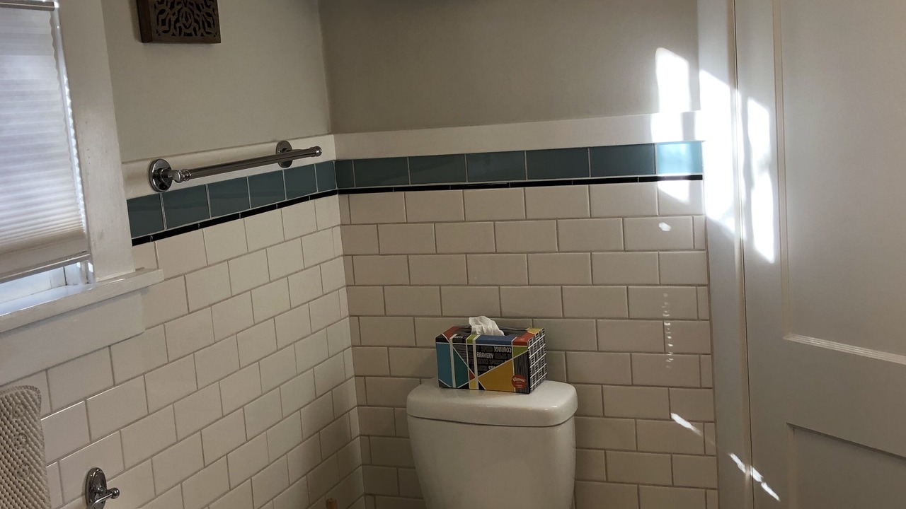 Photo of Bathroom in University District