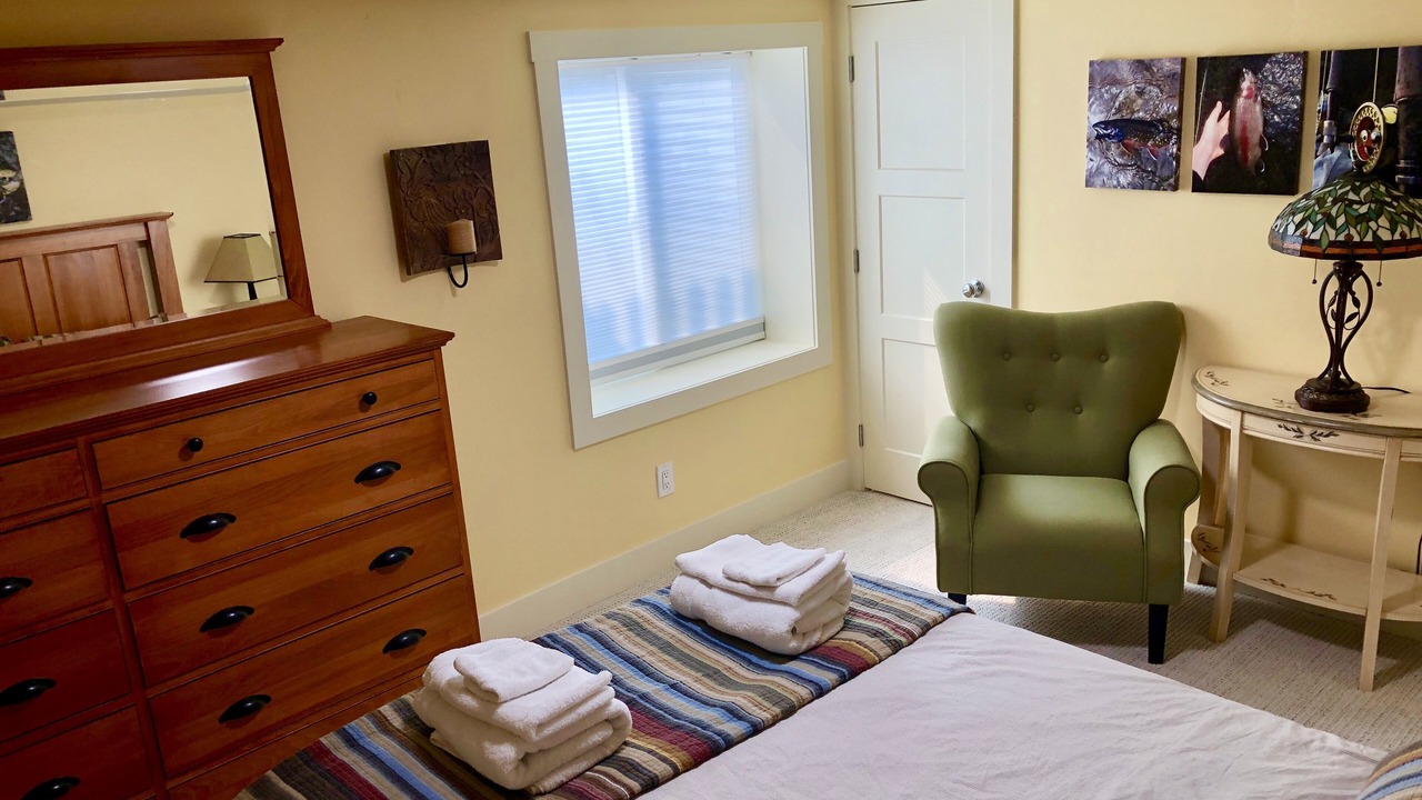 Photo of Bedroom in University District