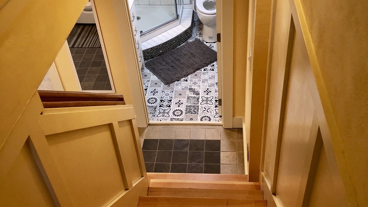 Photo of Bathroom in University District