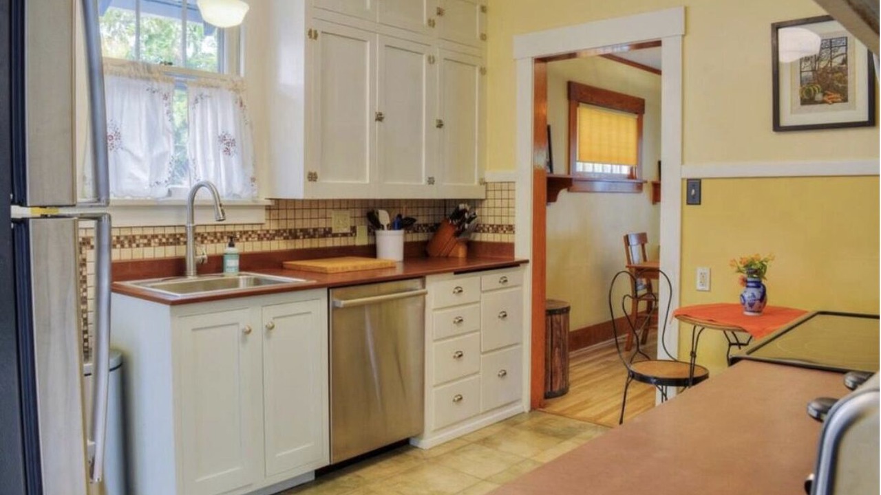 Photo of Kitchen in University District