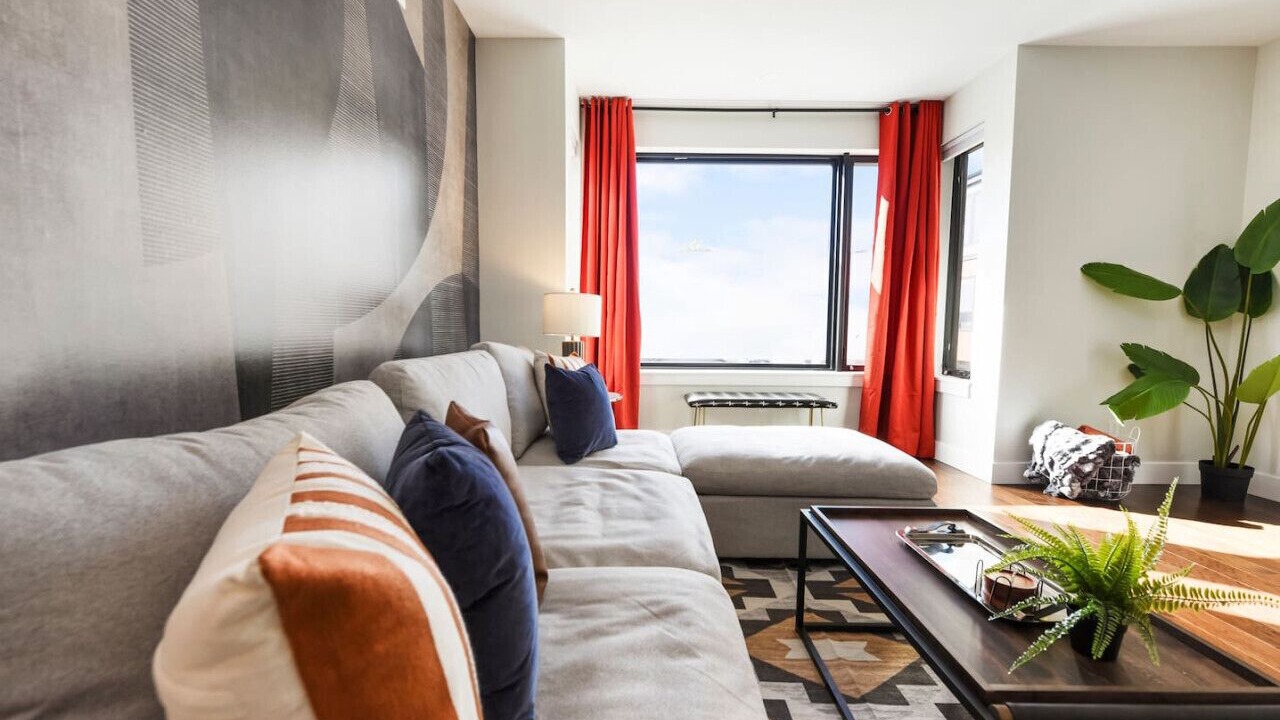 Photo of Livingroom in Central Northside