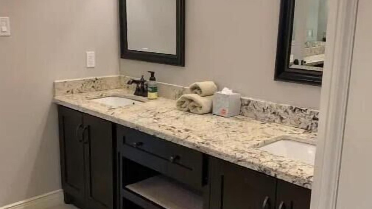 Photo of Bathroom in Olmito