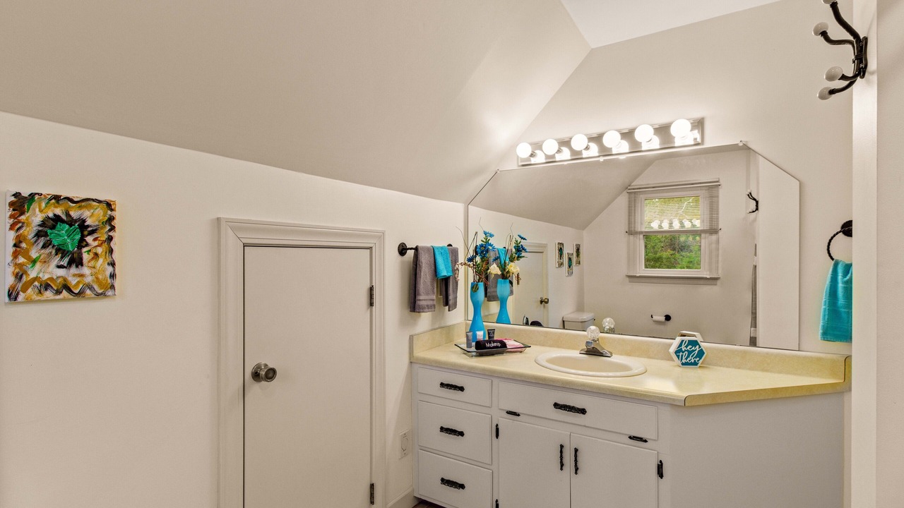 Photo of Bathroom in Barium Springs