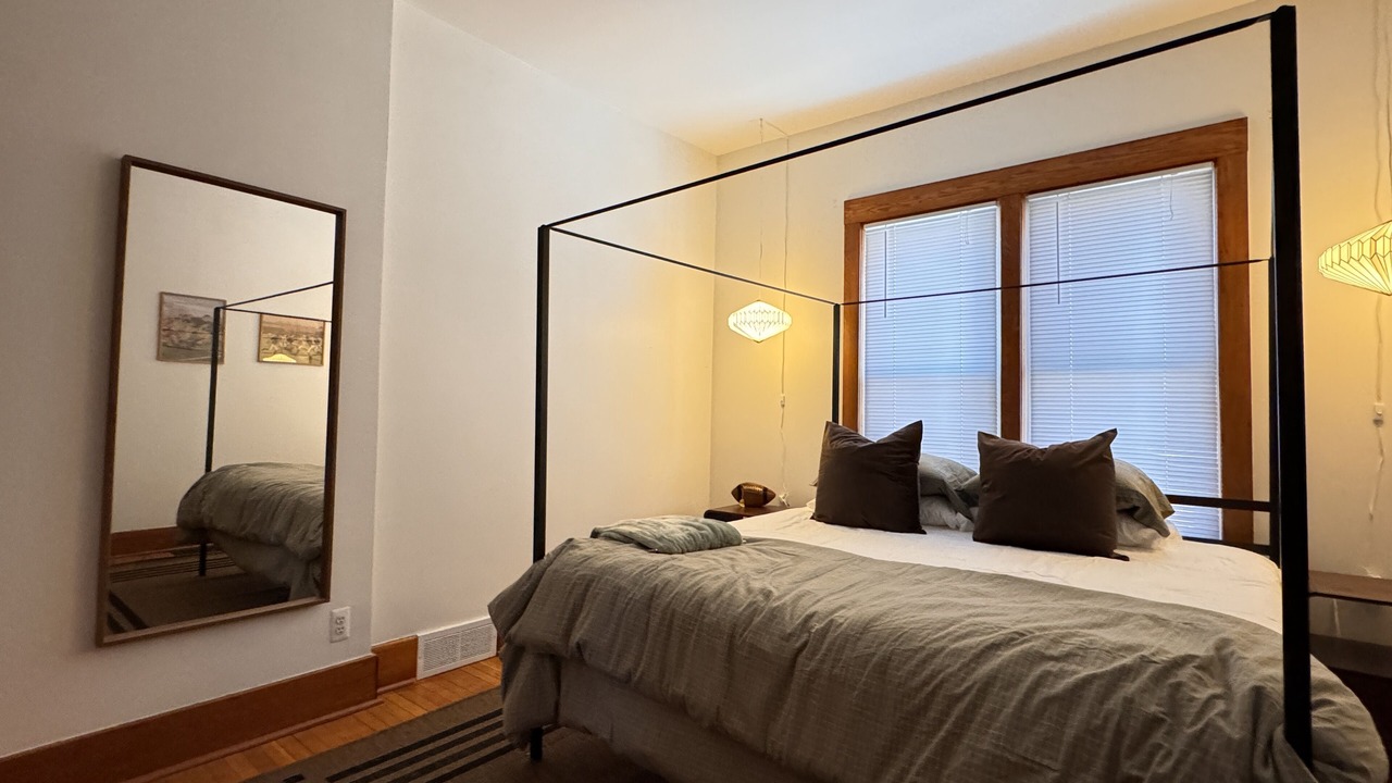 Photo of Bedroom in Midtown