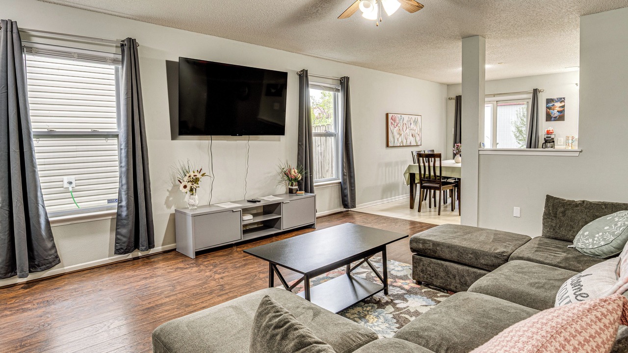 Photo of Livingroom in West Newton