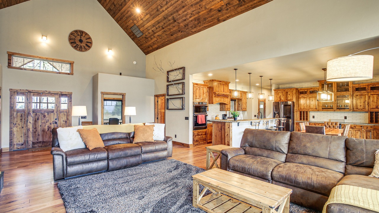 Photo of Livingroom in Priest River