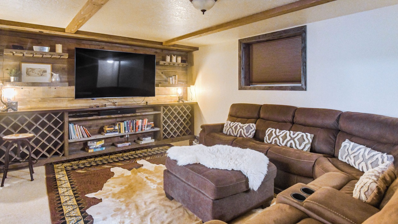 Photo of Livingroom in Star Valley Ranch