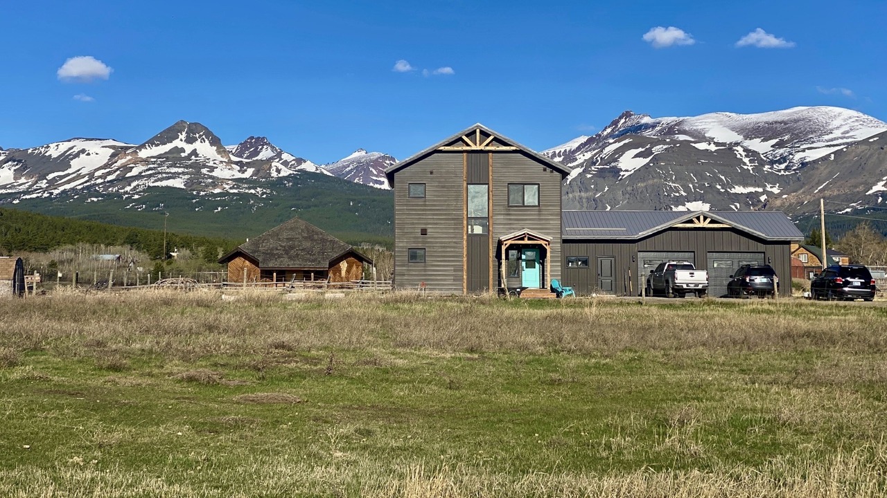 Photo of Outdoor in East Glacier Park Village