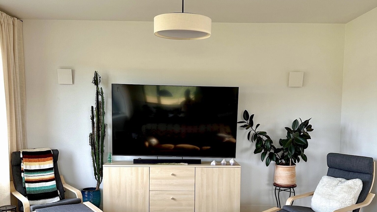 Photo of Livingroom in East Glacier Park Village
