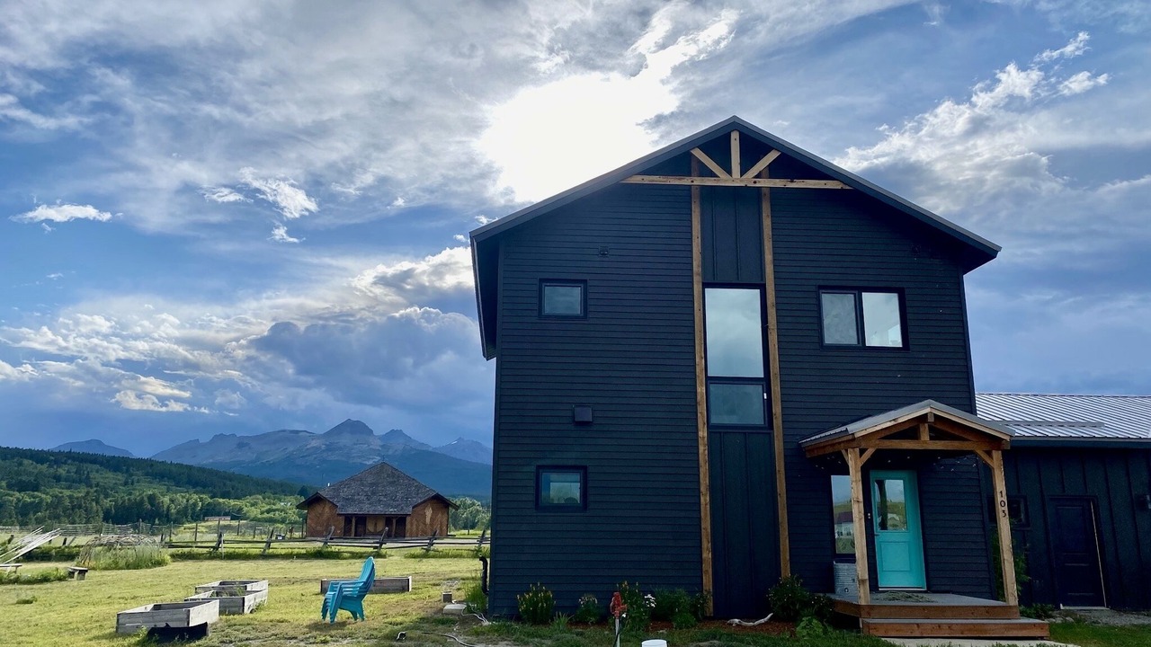Photo of Outdoor in East Glacier Park Village