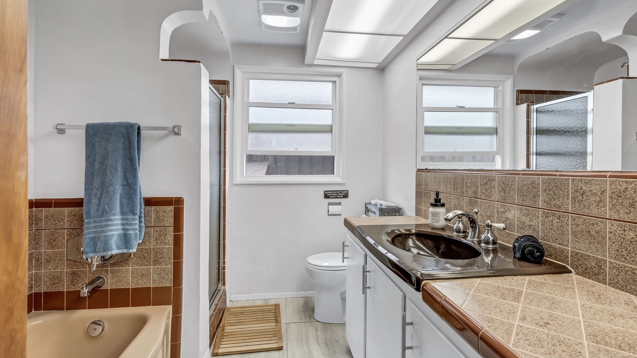 Photo of Bathroom in Sunset Cliffs