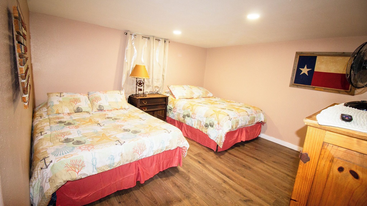 Photo of Bedroom in Port Mansfield