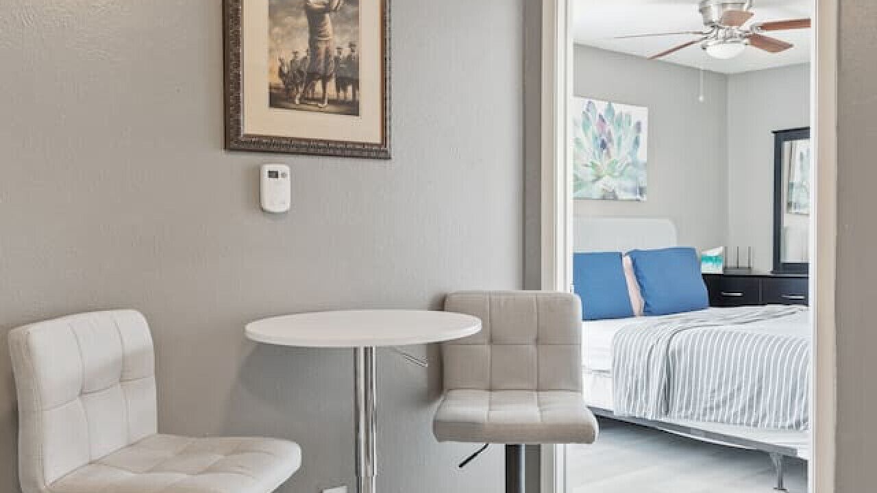 Photo of Bedroom in Park Central
