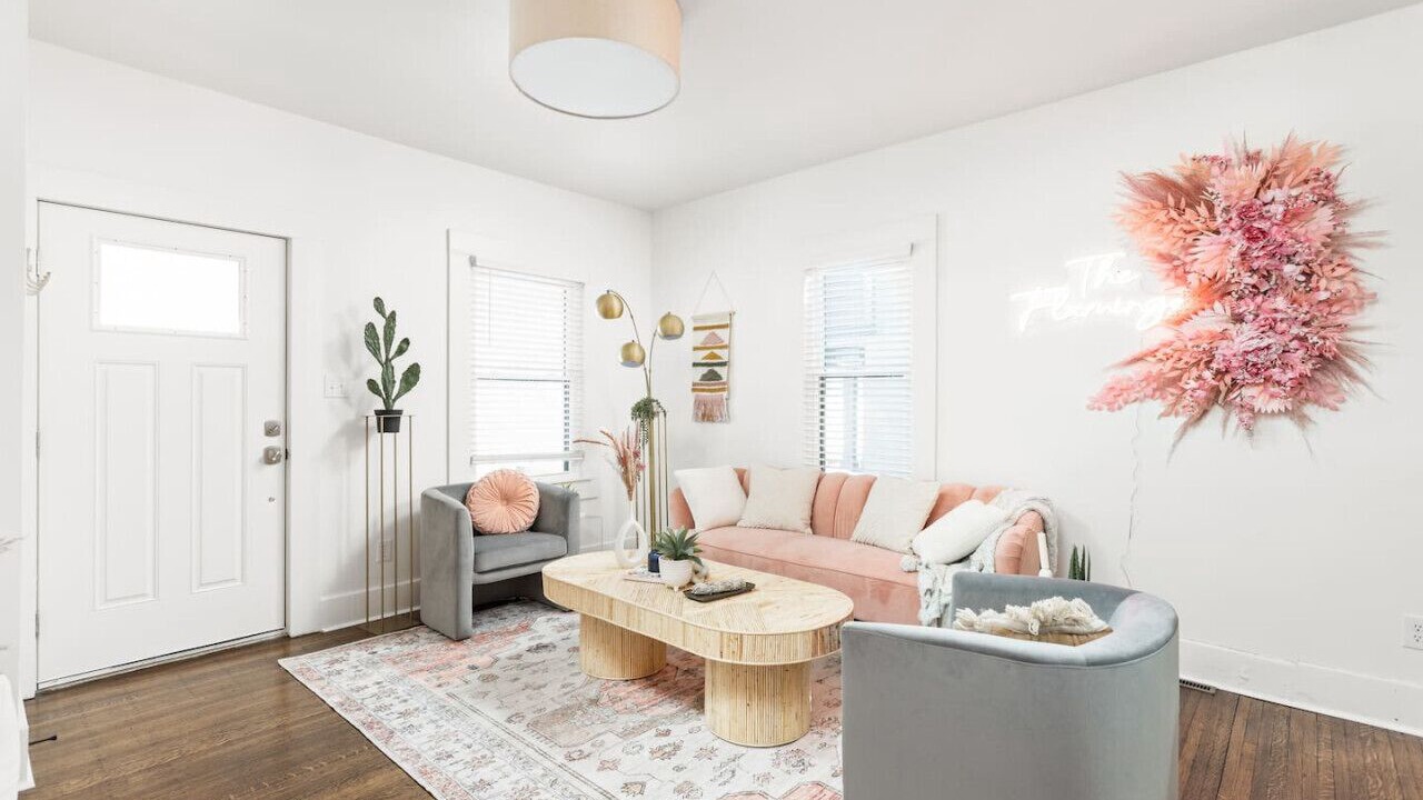 Photo of Livingroom in Holy Cross