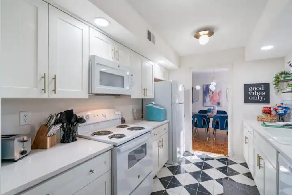 Photo of Kitchen in Central Gardens