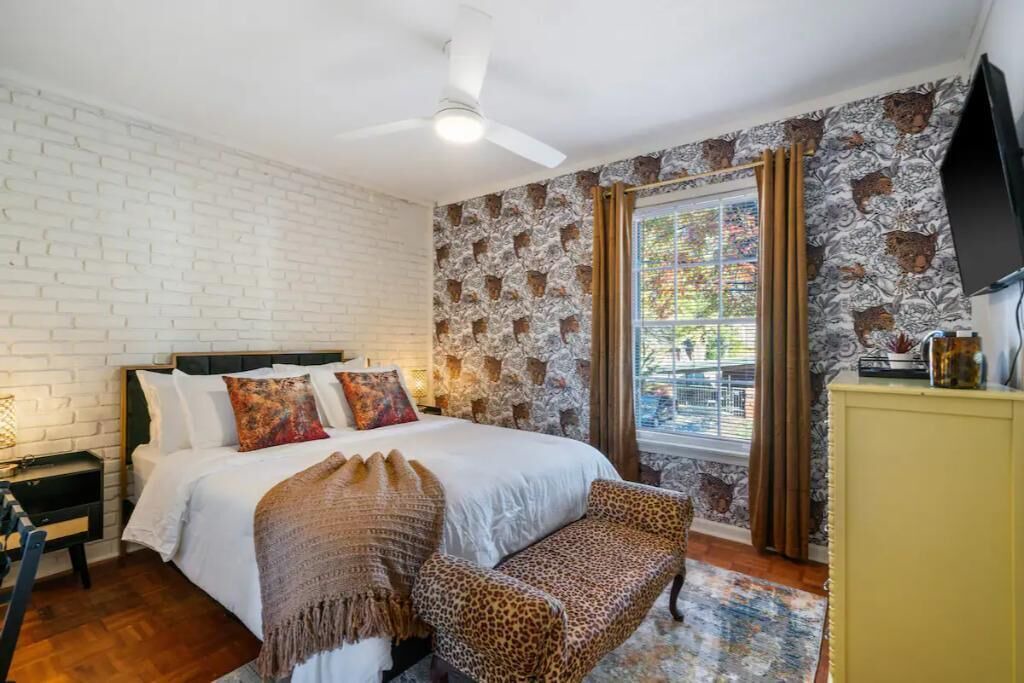 Photo of Bedroom in Central Gardens