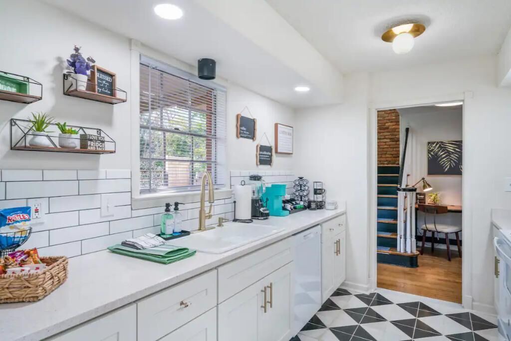 Photo of Kitchen in Central Gardens