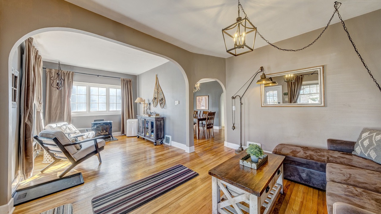 Photo of Livingroom in Sheridan