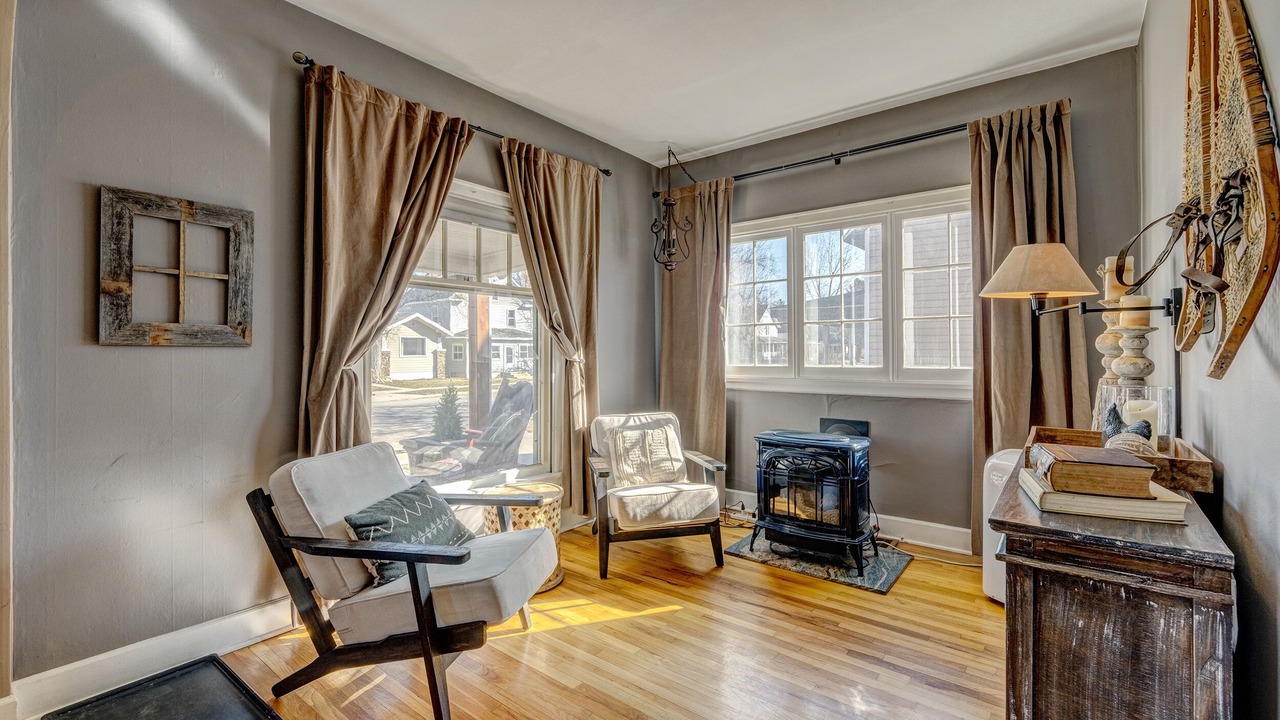 Photo of Livingroom in Sheridan