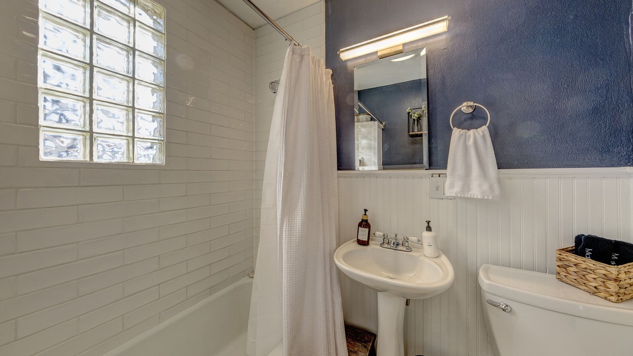 Photo of Bathroom in Sheridan