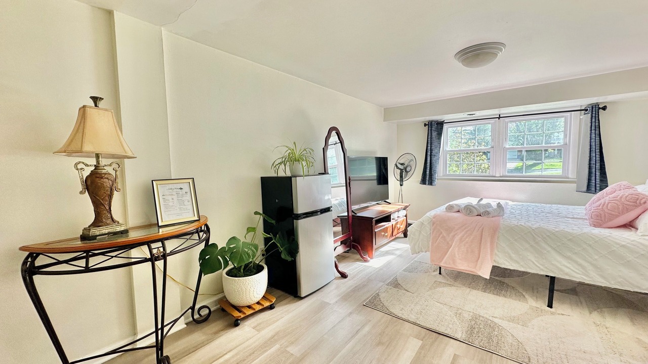 Photo of Bedroom in Park Forest Village