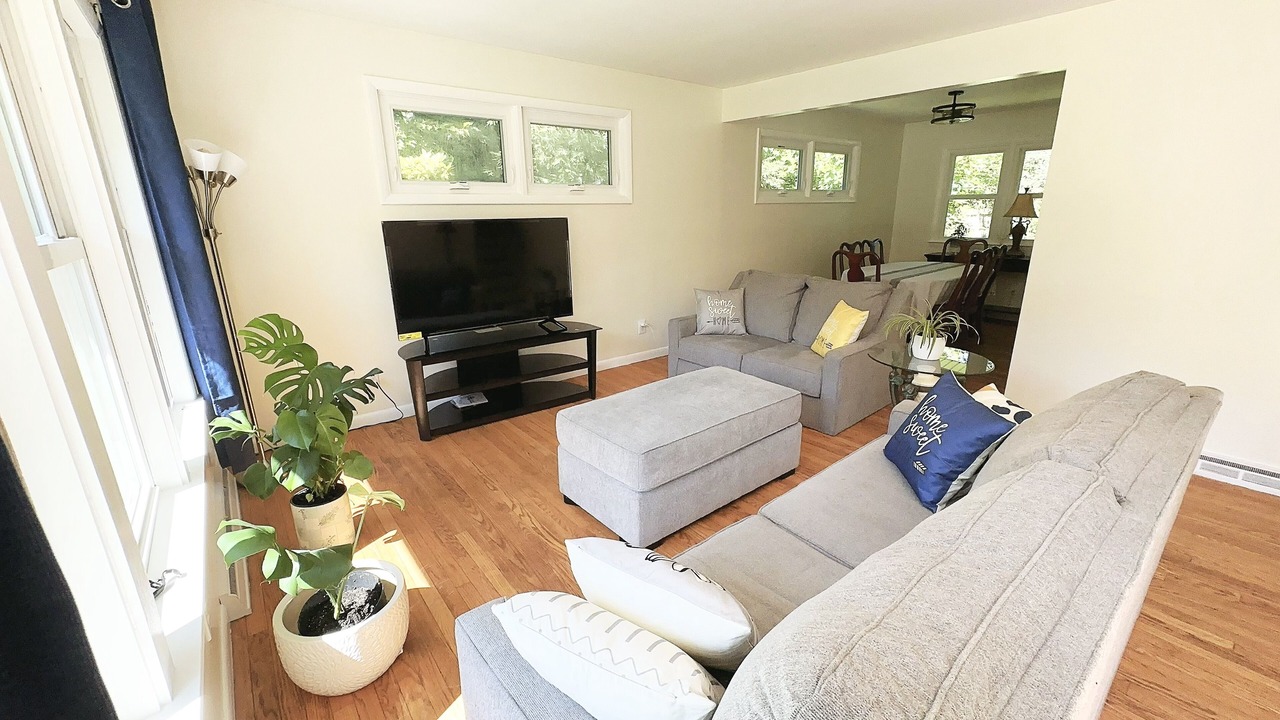 Photo of Livingroom in Park Forest Village