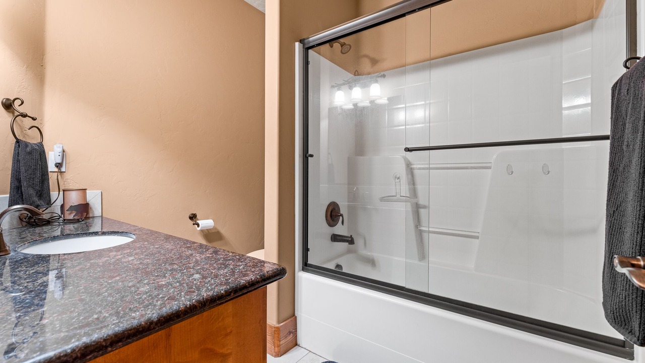 Photo of Bathroom in Donnelly