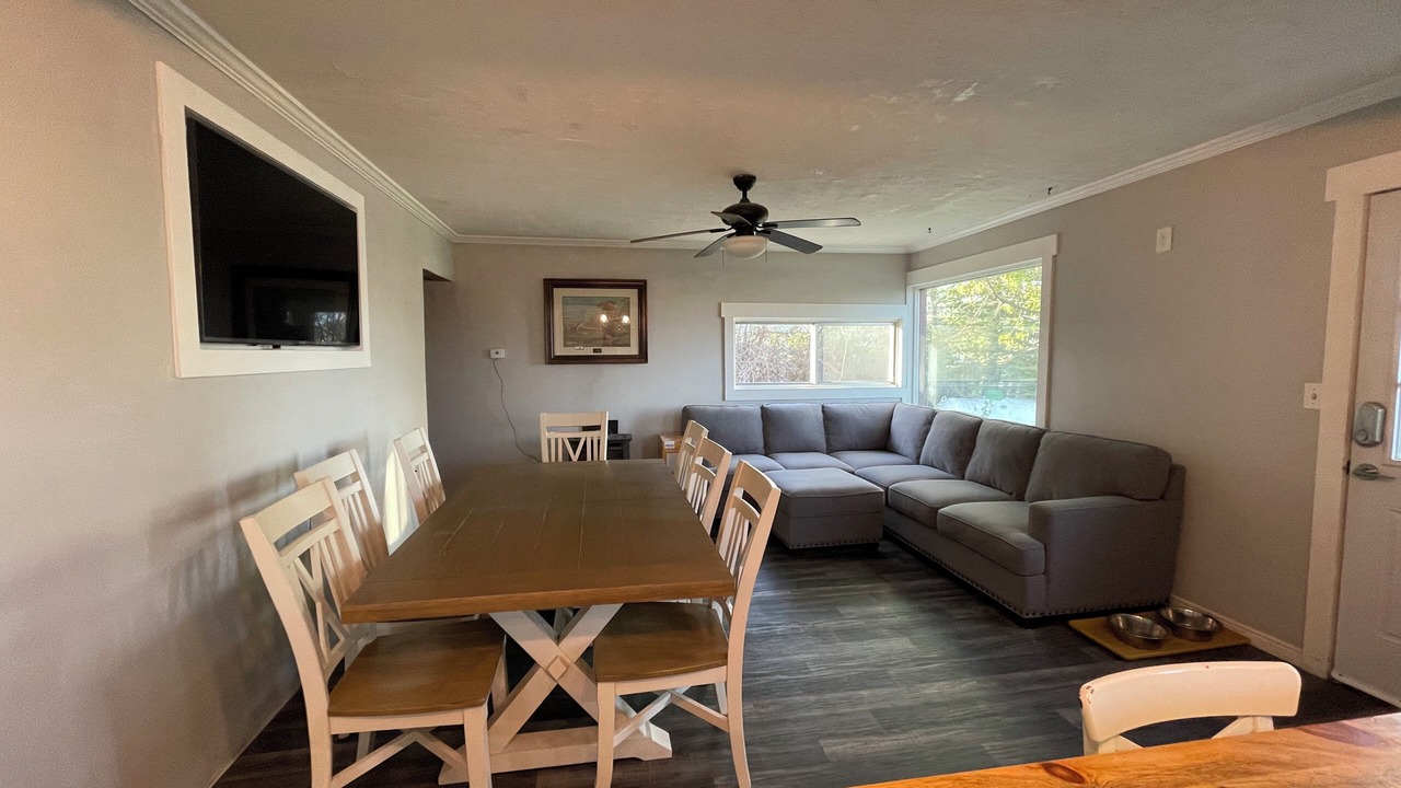 Photo of Livingroom in St. Charles