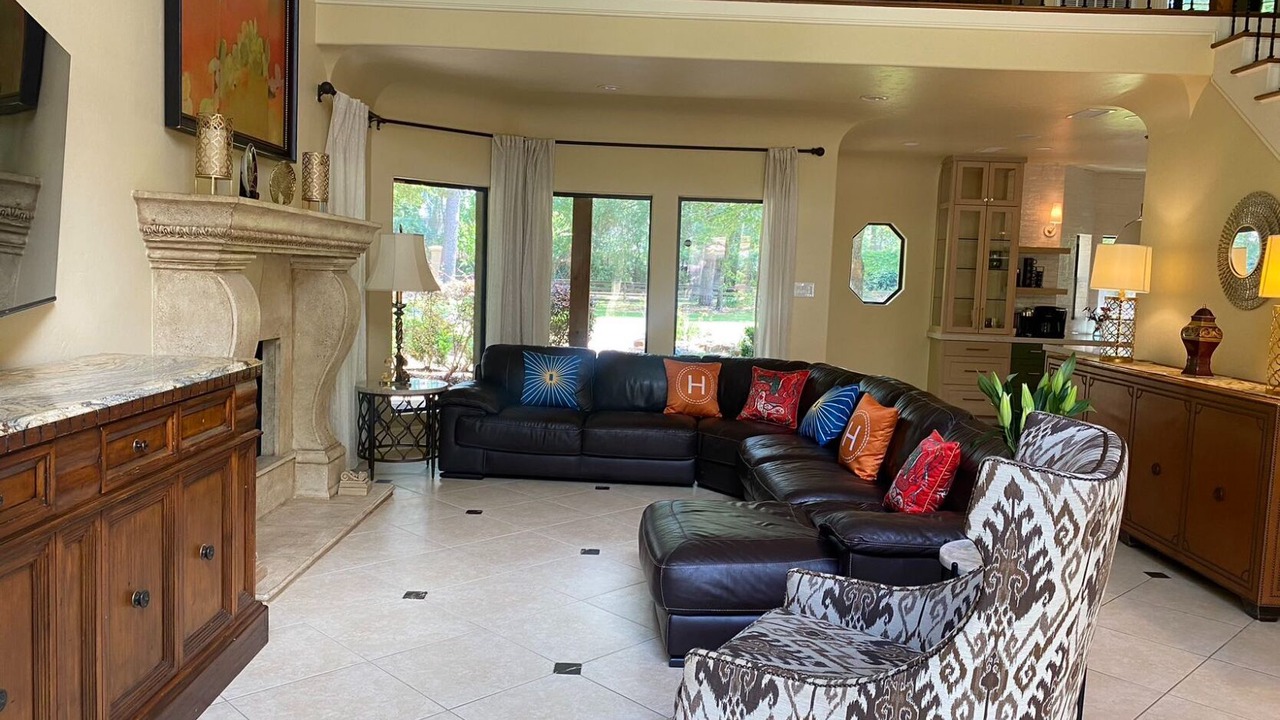 Photo of Livingroom in Cypress