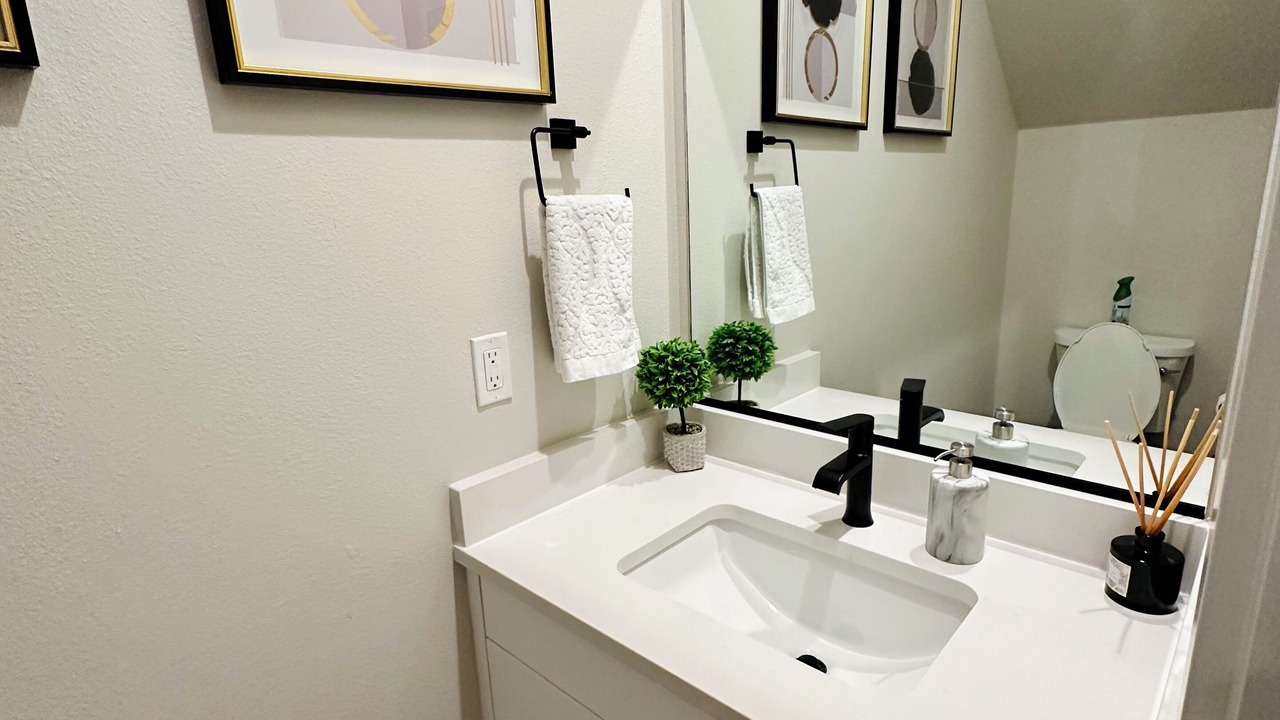 Photo of Bathroom in Lincoln Heights
