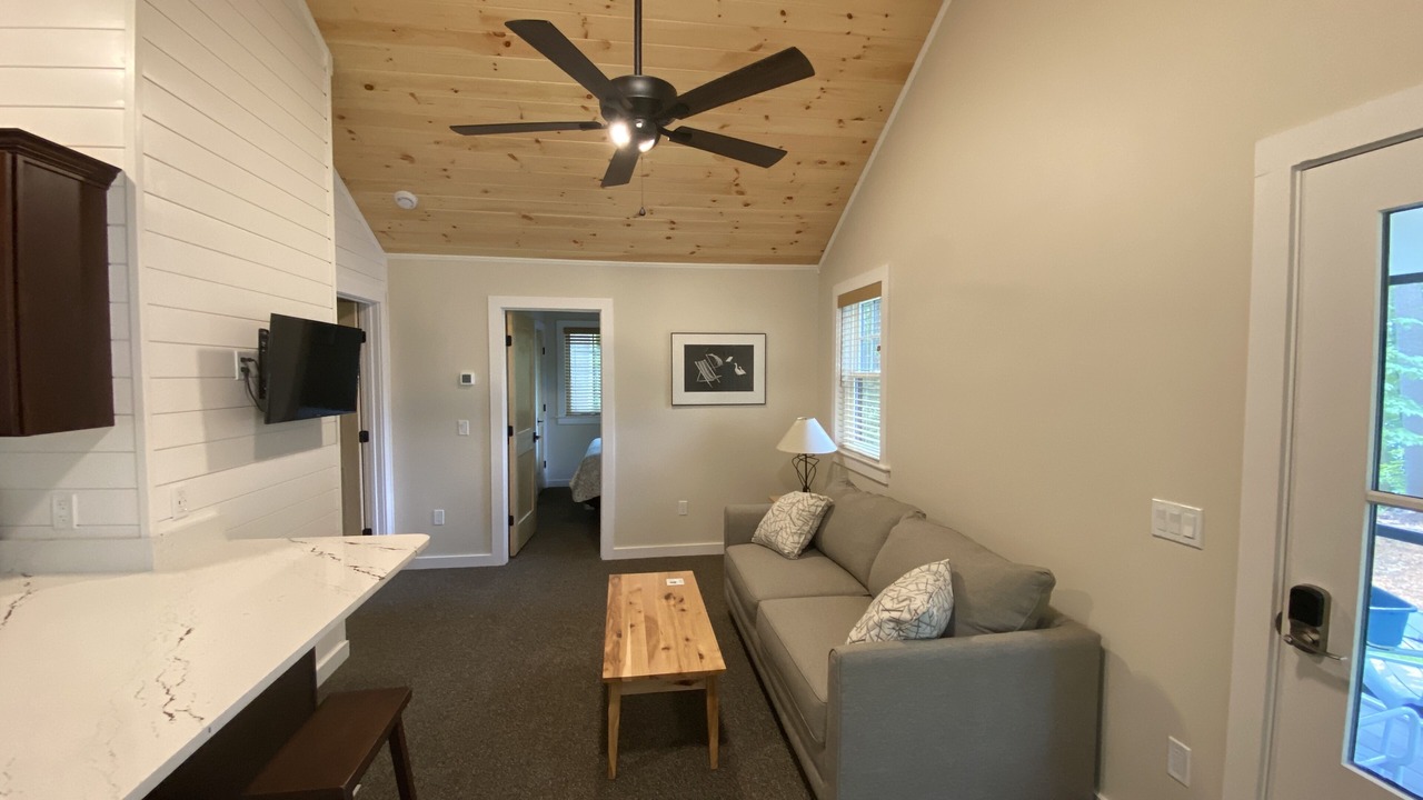 Photo of Livingroom in Moultonborough