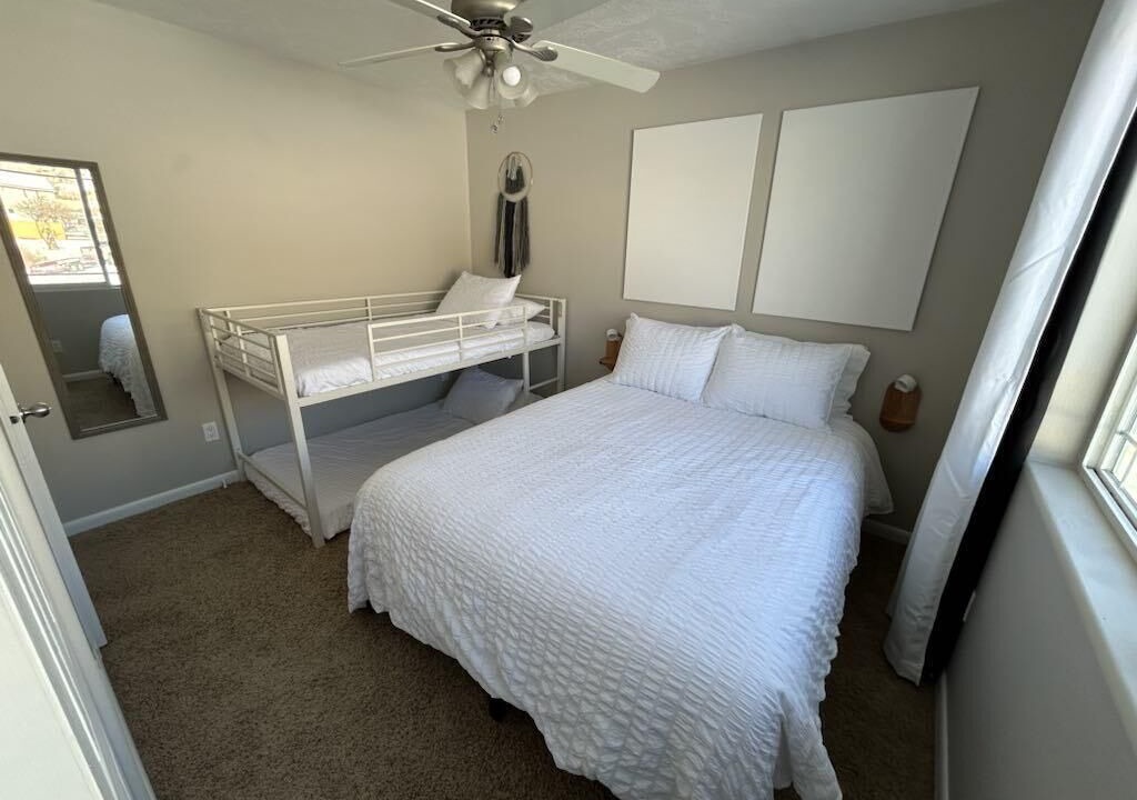 Photo of Bedroom in Lapoint