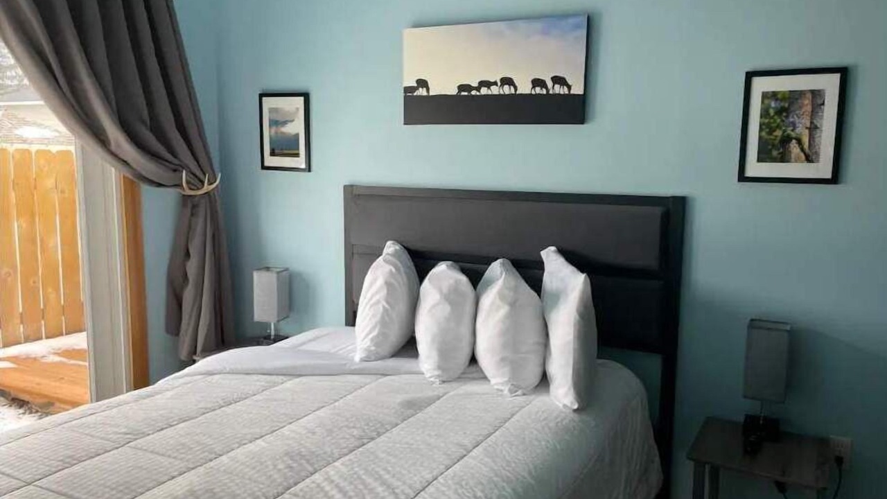 Photo of Bedroom in Gardiner
