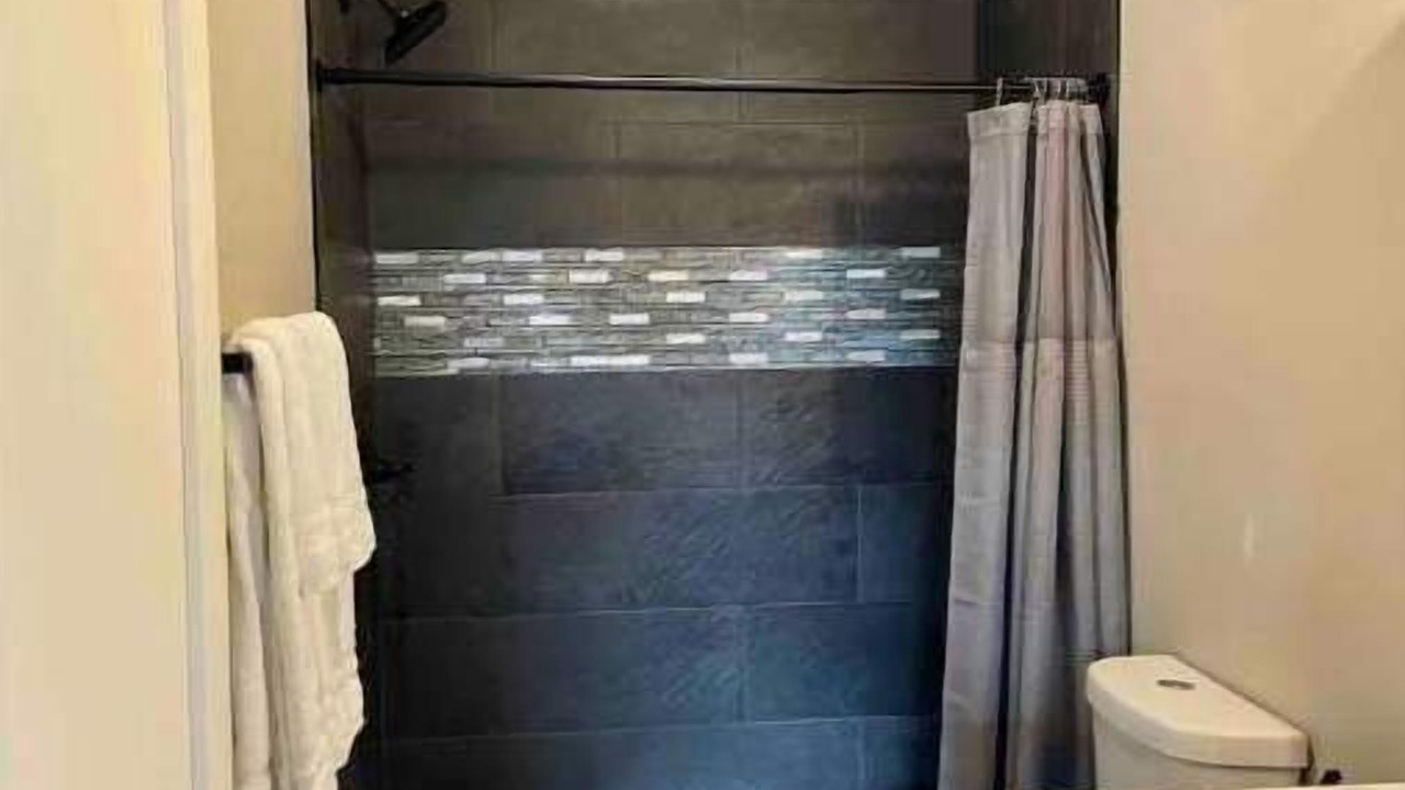 Photo of Bathroom in Gardiner
