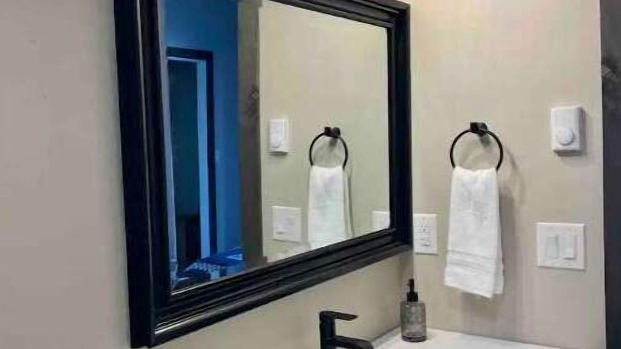 Photo of Bathroom in Gardiner