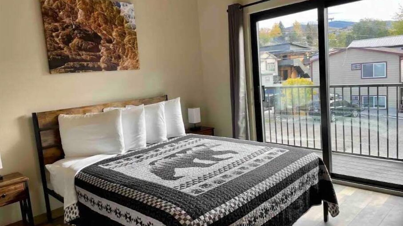 Photo of Bedroom in Gardiner