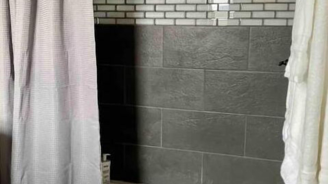 Photo of Bathroom in Gardiner