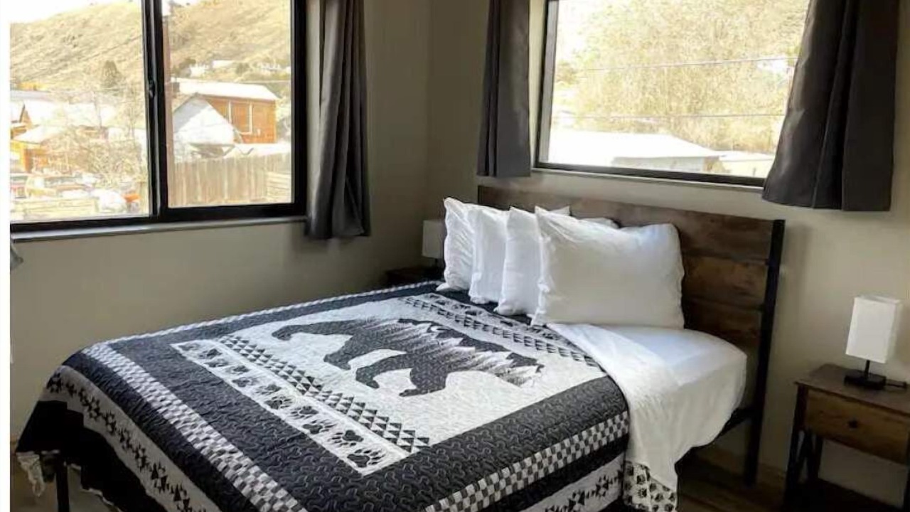 Photo of Bedroom in Gardiner