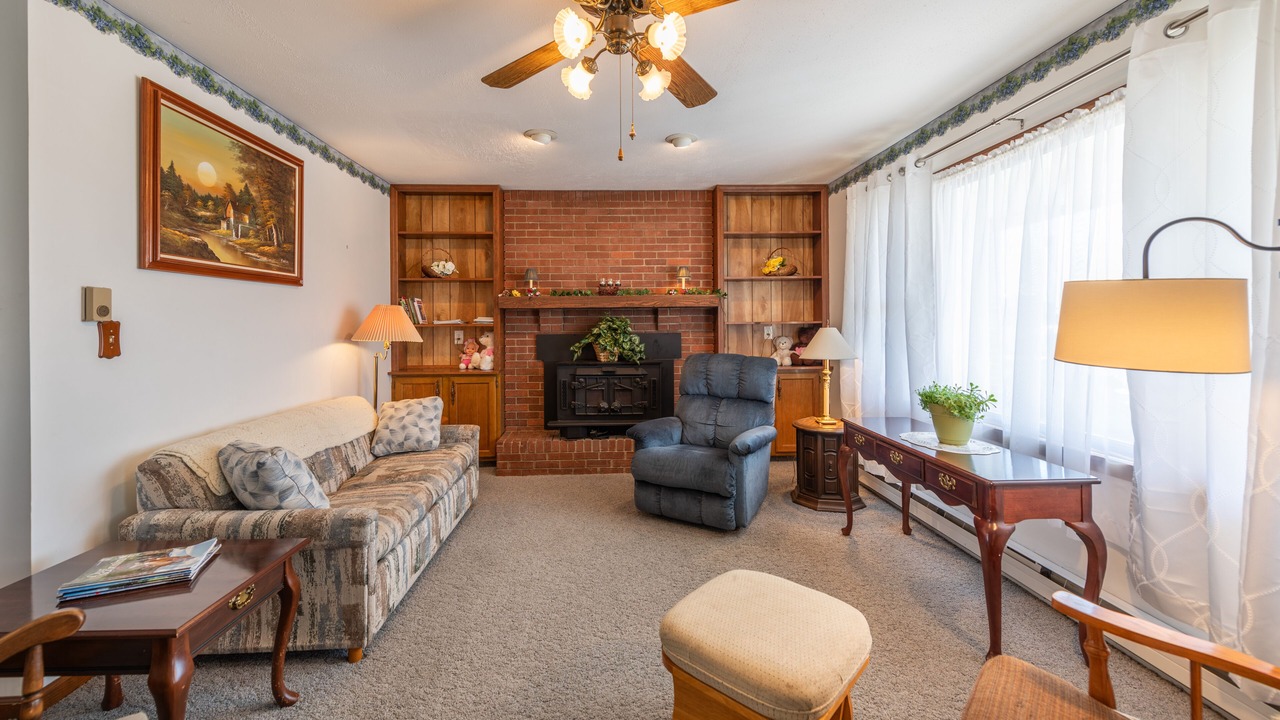 Photo of Livingroom in Washington Court House