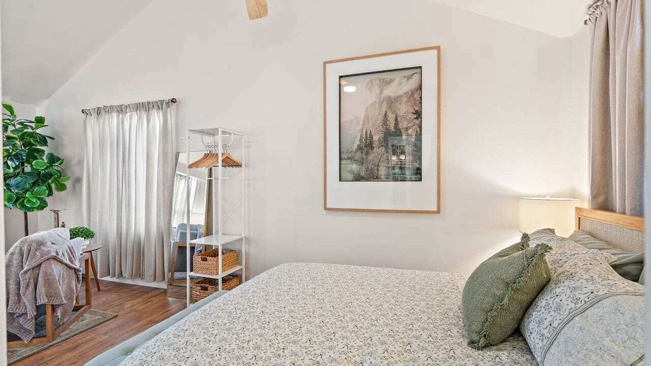 Photo of Bedroom in North End