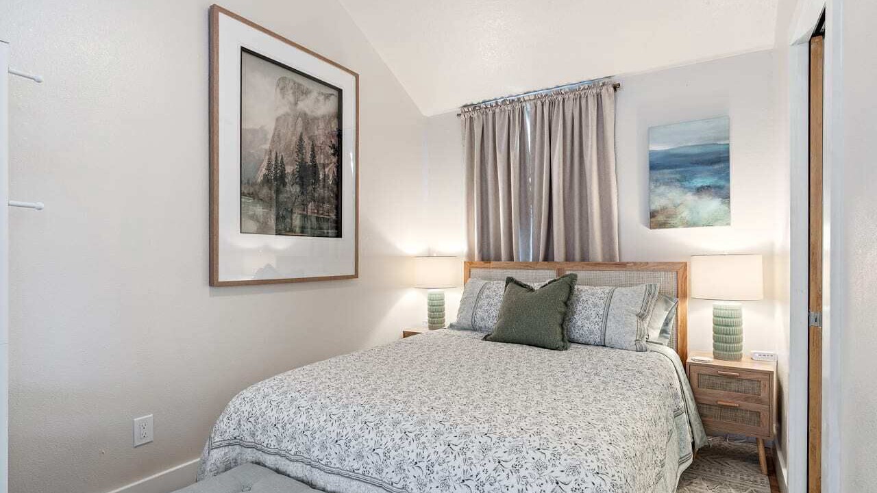 Photo of Bedroom in North End