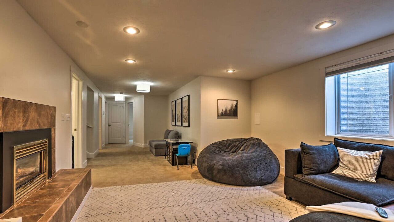 Photo of Livingroom in Idaho Falls