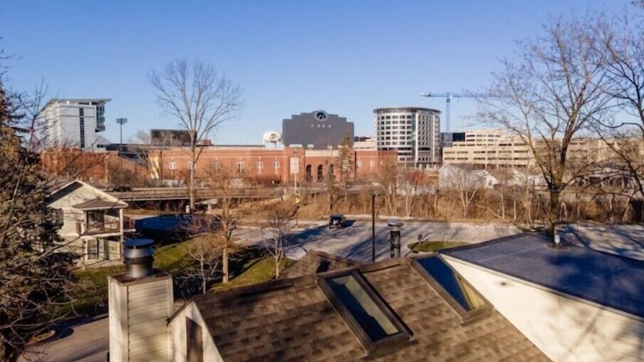 Photo of Outdoor in University Heights
