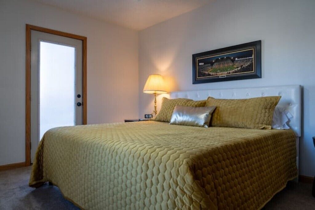 Photo of Bedroom in University Heights