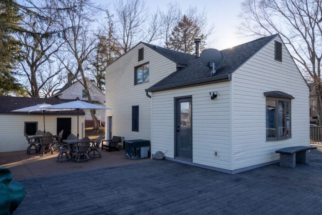 Photo of Outdoor in University Heights