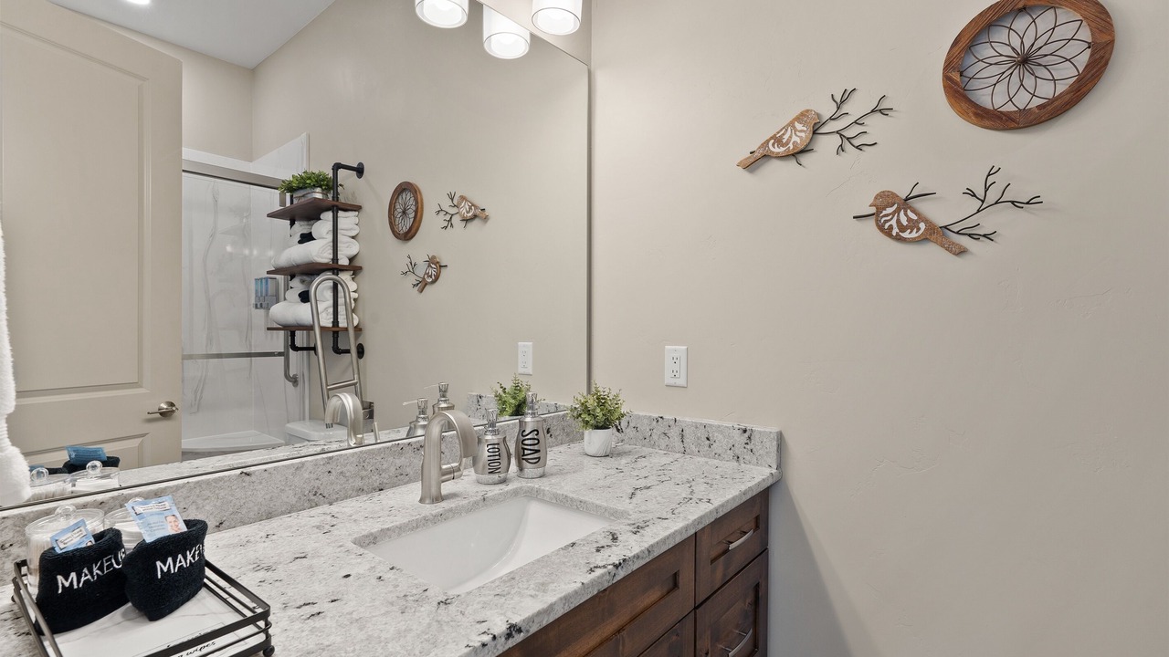 Photo of Bathroom in West Yellowstone