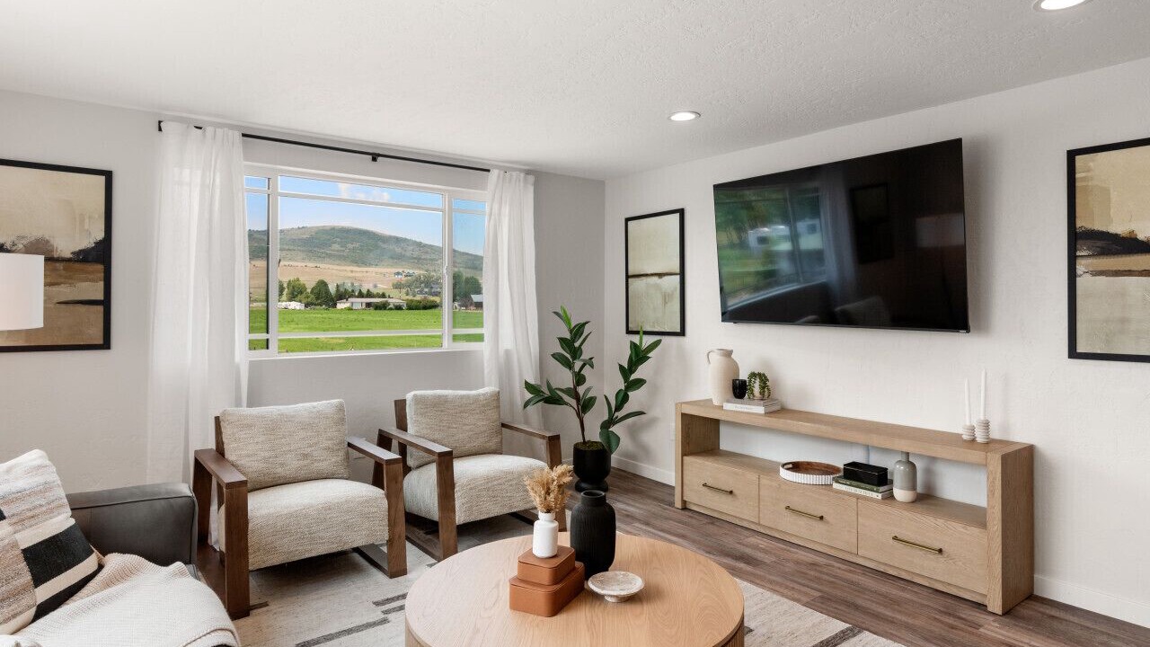 Photo of Livingroom in St. Charles